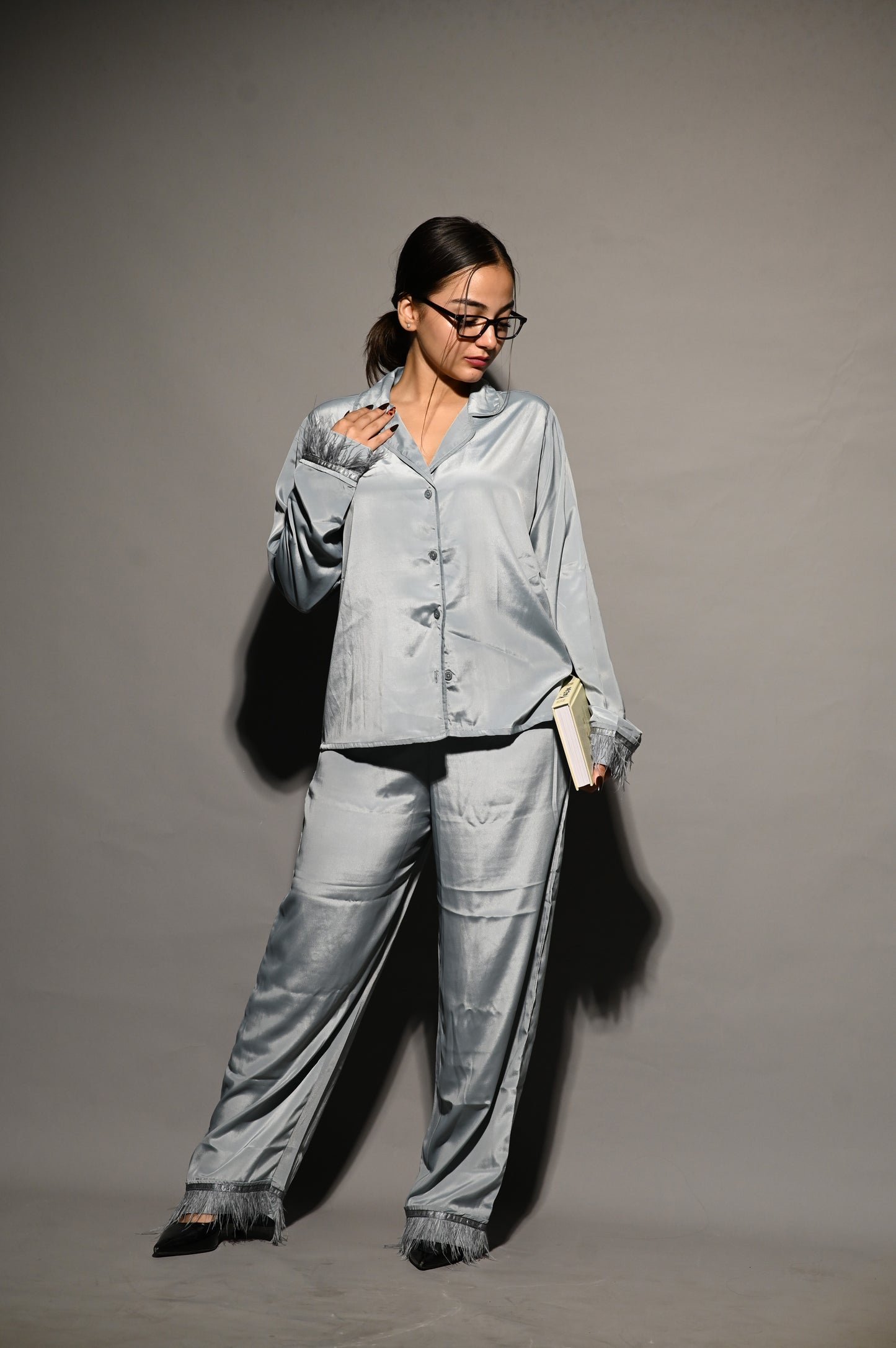 Miss Matched - Grey Fur Set