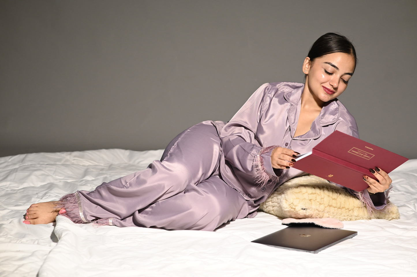 Miss Matched - Mauve Fur Set