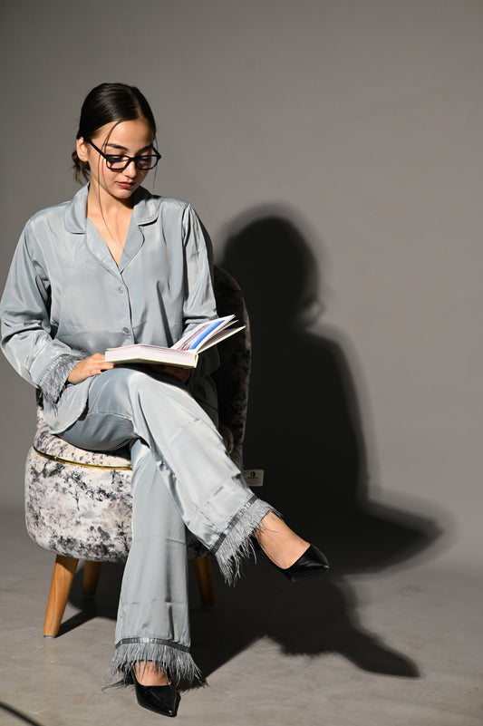 Miss Matched - Grey Fur Set
